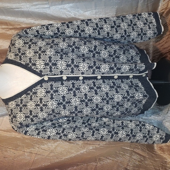 GAP LAMBSWOOL BLEND BUTTON FRONT CARDIGAN SWEATER - Picture 1 of 6